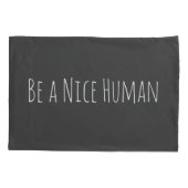 優れた人間である |ブラックの優しさことわざ 枕カバー (裏面)