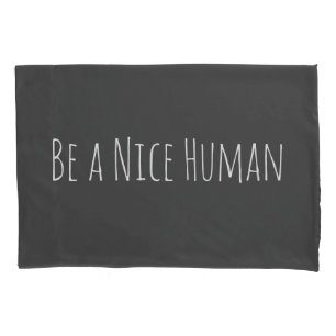 優れた人間である  ブラックの優しさことわざ 枕カバー