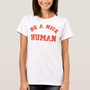 優れた人間である Tシャツ