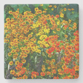 優美なオレンジ、金ゴールド、黄色の花の塊 ストーンコースター (正面)