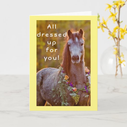 優美な美しいが言う**幸せな4月の誕生日**  カード (黄色い花)