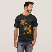 優雅で輝かしい金の金魚 Tシャツ (正面フル)