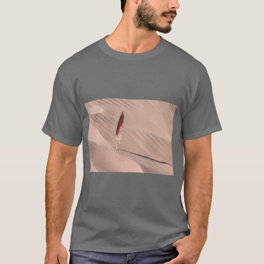 優雅なフェザーTシャツ - 軽くて柔らかくエレガント Tシャツ (正面)