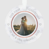 優雅なマーブル調の初めてのクリスマスの夫婦のフォト オーナメント (裏面)