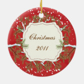 優雅なモミの木の枝の日付入り家族クリスマス セラミックオーナメント (裏面)