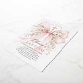 優雅な少女のクリスチャン洗礼 ピンクの花の飾りリボン 箔招待状 (回転した状態)