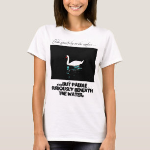 優雅な白鳥 Tシャツ