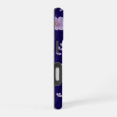 優雅な紫とベージュの花柄 iPhone 16ケース (右側面)