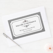 優雅な縁ど黒灰色の町の抱き枕 長方形シール (封筒)