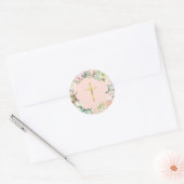 優雅な金の十字架と森のバラの花輪 フローラル ラウンドシール (封筒)