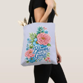 🌸👜 「優雅に咲く」トートバッグ トートバッグ (クローズアップ)