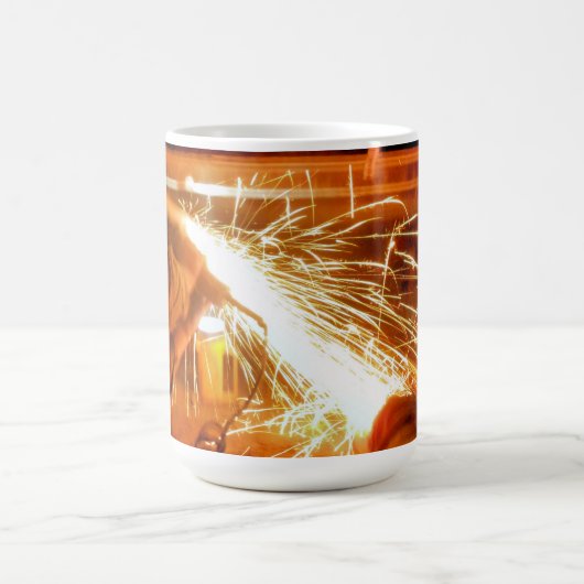 元の火花を垂直にします コーヒーマグカップ (中央)
