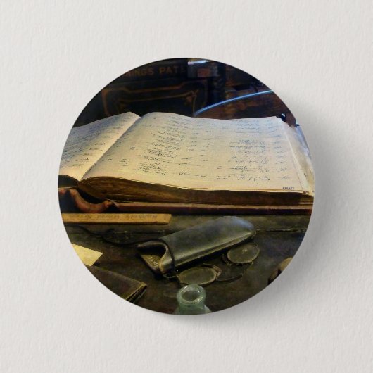 元帳および接眼レンズ 缶バッジ (正面)