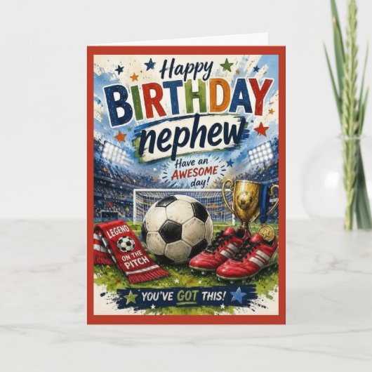 元気いっぱいのサッカー風赤い甥の誕生日カード カード (正面)