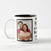 兄さんがお前に必要な唯一の贈り物だ ツートーンマグカップ (左)