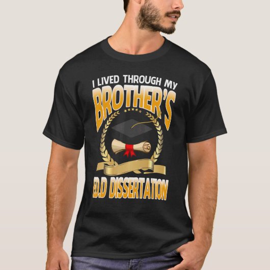 兄のEdd博士論文卒業式を乗り越えた Tシャツ (正面)