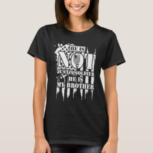 兄は軍人というより兄は僕の兄弟 Tシャツ