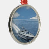 先に速度のボート競争 メタルオーナメント (右)