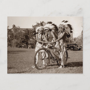 先住民アメリカの男の子と自転車 ポストカード