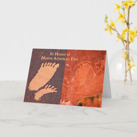 先住民アメリカンデイペトログリフ足と姿 カード (黄色い花)