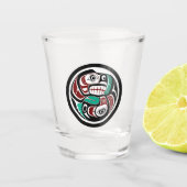 先住民アメリカンレッド白黒ハイダオッターサーモン ショットグラス (正面)