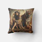 先住民アメリカ人女性が水辺のタイガーバイサイド クッション (裏面)