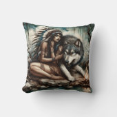 先住民アメリカ人女性とキャンプファイア近くの狼 クッション (正面)