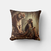 先住民アメリカ人女性タイガー・バイ・リバーで座る クッション (正面)