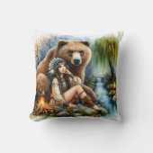 先住民アメリカ人女性ベアーと川辺に座る クッション (正面)