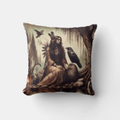 先住民アメリカ人女性レイヴンで川辺に座る クッション (正面)