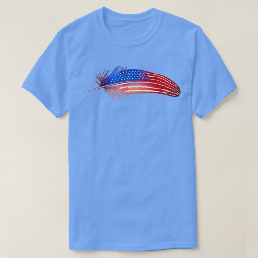 先住民アメリカ退役軍人国旗の日7月の羽根 Tシャツ (デザイン正面)
