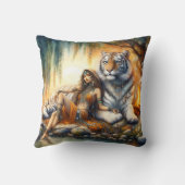 先住民アメリリラックスカ人女性とタイガー・バイ・ウォーター クッション (裏面)