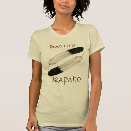 先住民アメリ誇りを持ったカ「TO BE ARAPAHO」シリーズ Tシャツ (正面)