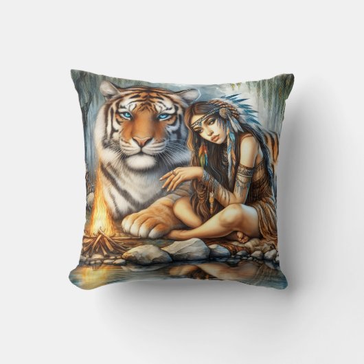 先住民ウーマンバイタイガーニアファイア クッション (正面)