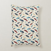 先住民カラフルアメリカの羽毛パターン アクセントクッション (正面(垂直))