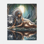 先住民女性共有狼と瞬間 フリースブランケット (正面)