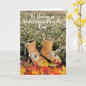 先住民族の日モカシン紅葉 カード (黄色い花)