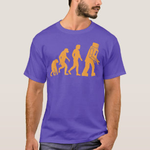 先史時代のサルと人間とロボットの進化 Tシャツ