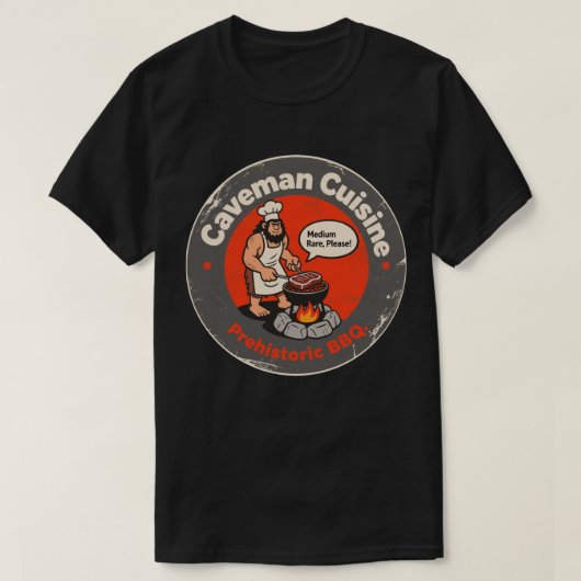 先史時代のBBQシェフ料理カヴマンカット Tシャツ (デザイン正面)