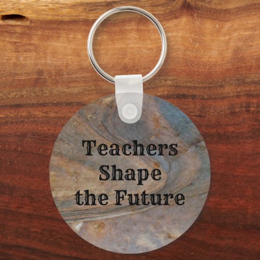 先生が未来の茶色の木目自然を形作る キーホルダー (正面)