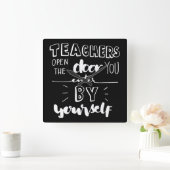 先生が自分で入力するドアを開ける スクエア壁時計 (ホーム)