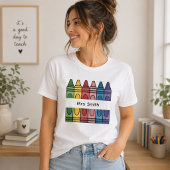 先生のカラフルなクレヨン+名前入り教室 Tシャツ
