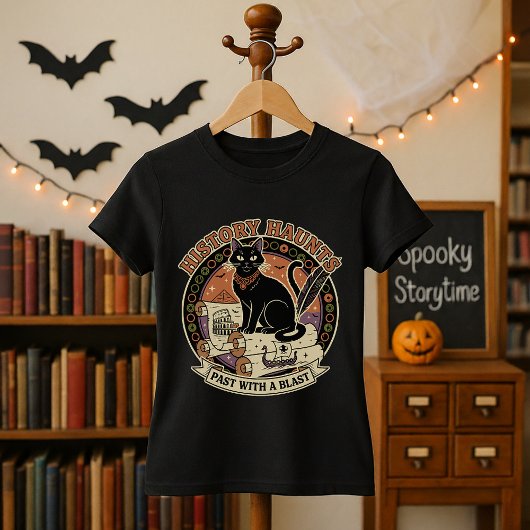 先生のハロウィーン歴史にまつわる猫と巻物 Tシャツ