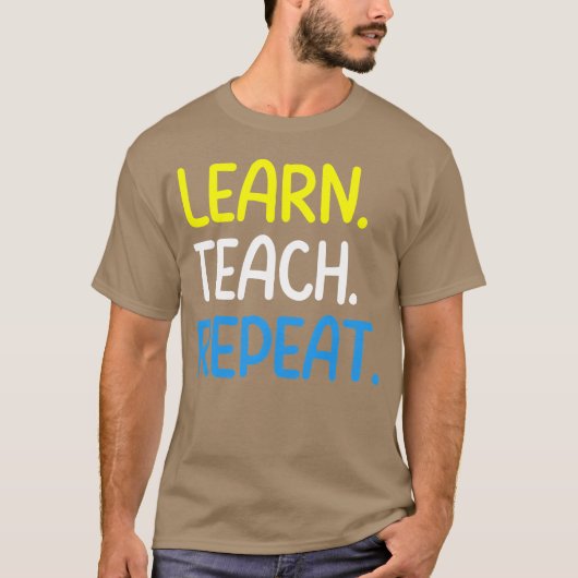 先生の引用 学ぶ者は繰り返す女の子 Tシャツ (正面)