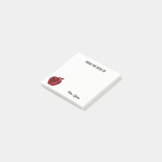 先生の赤いスパンコールのAppleの輝きの机から ポストイット (アングル)