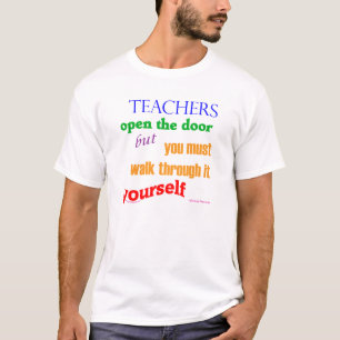 先生はドアを…開けます Tシャツ