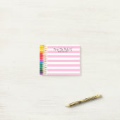 先生はリストの卓上オルガナイザーをするために並べられて書きます ポストイット (デスク上)