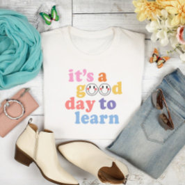 先生は良い日だ学 Tシャツ