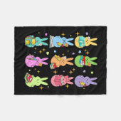 先生イースターバニーハッピーイースターエッググルービーシュトゥード フリースブランケット (正面(横))