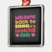 先生ウェルカム新学期ルッキングクール メタルオーナメント (左)